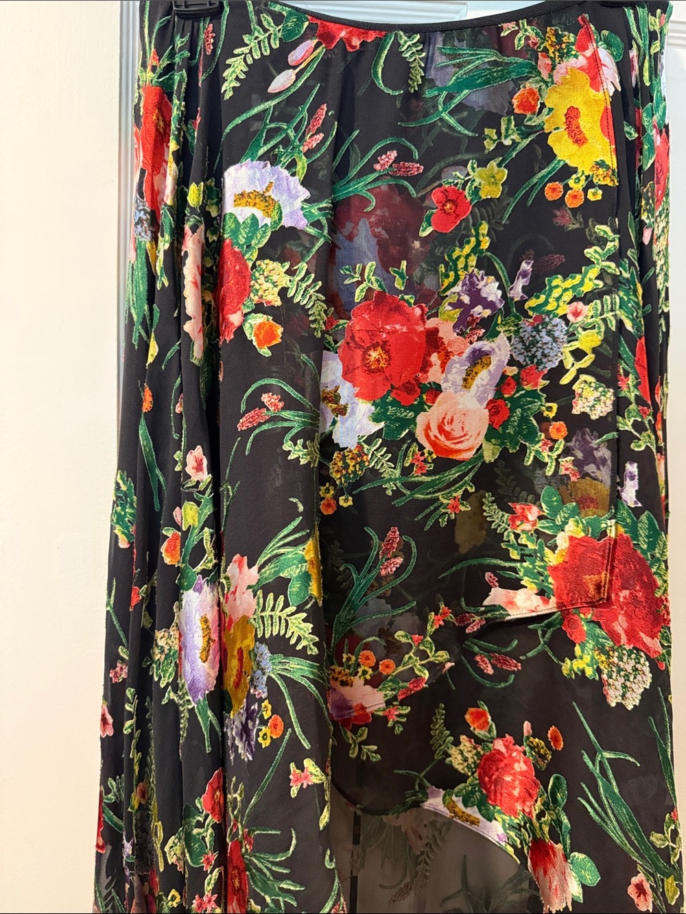 Alice + Olivia Black Floral High-Low Maxi Skirt - Picture 2 of 6